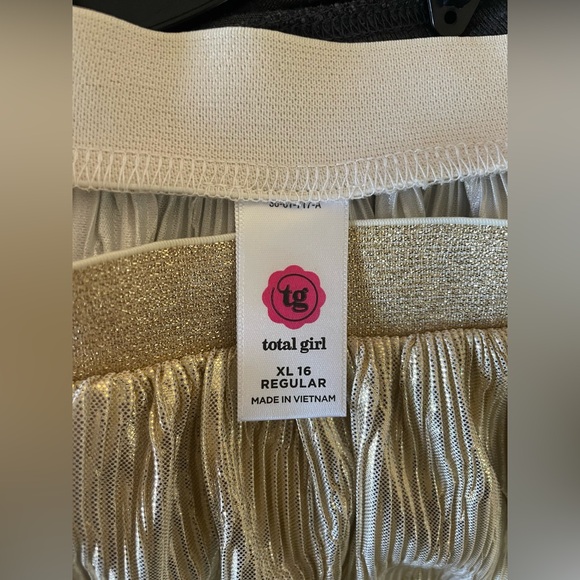 NEW Total Girl gold mini skirt size XL 16 regular - Picture 2 of 3